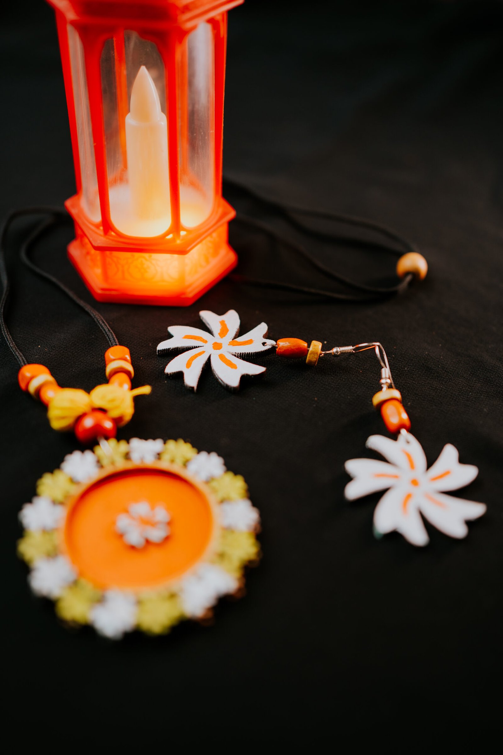 eirene – wooden necklace eirene – wooden necklace